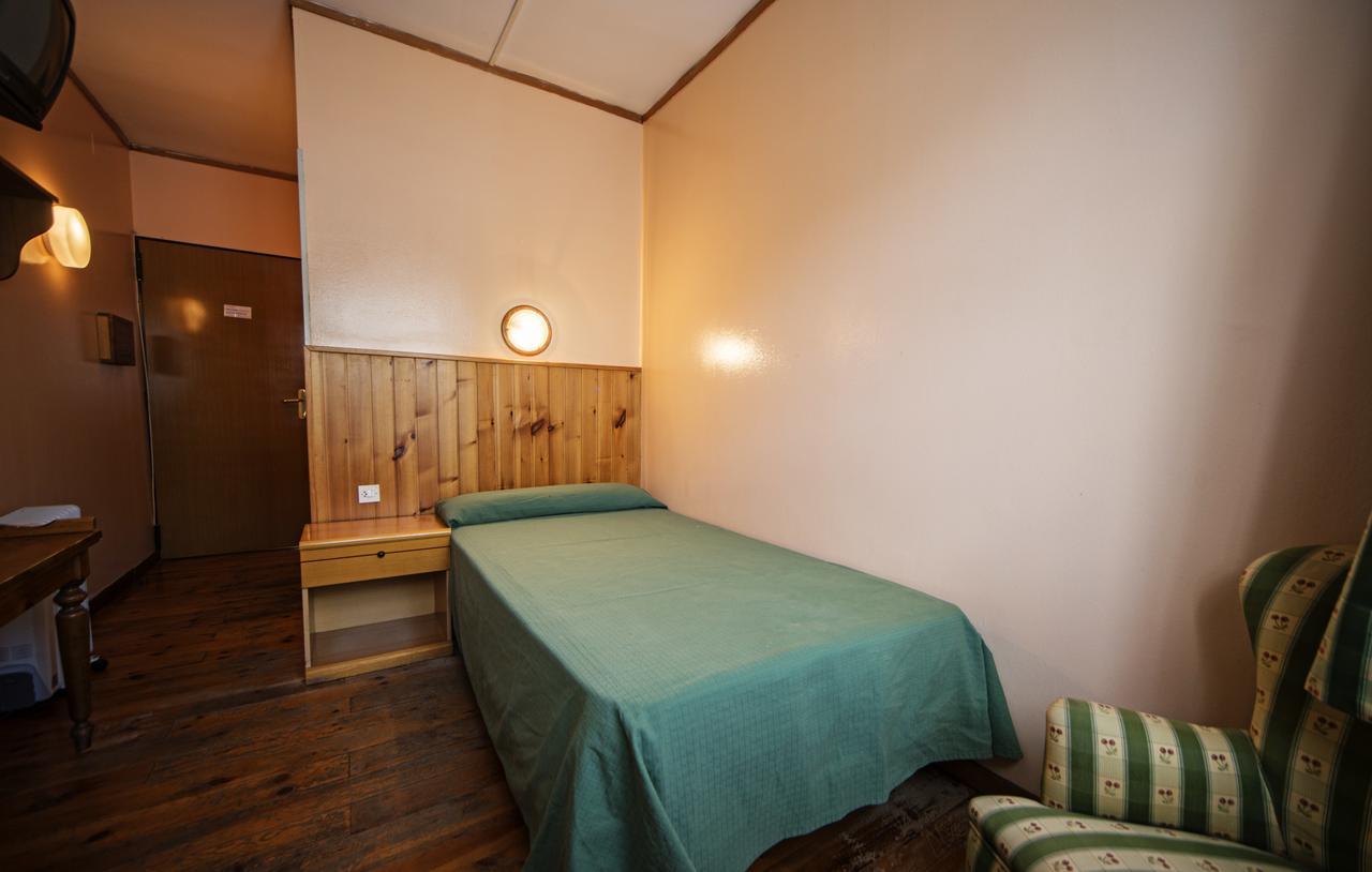 Hotel Hipic Vielha Bagian luar foto